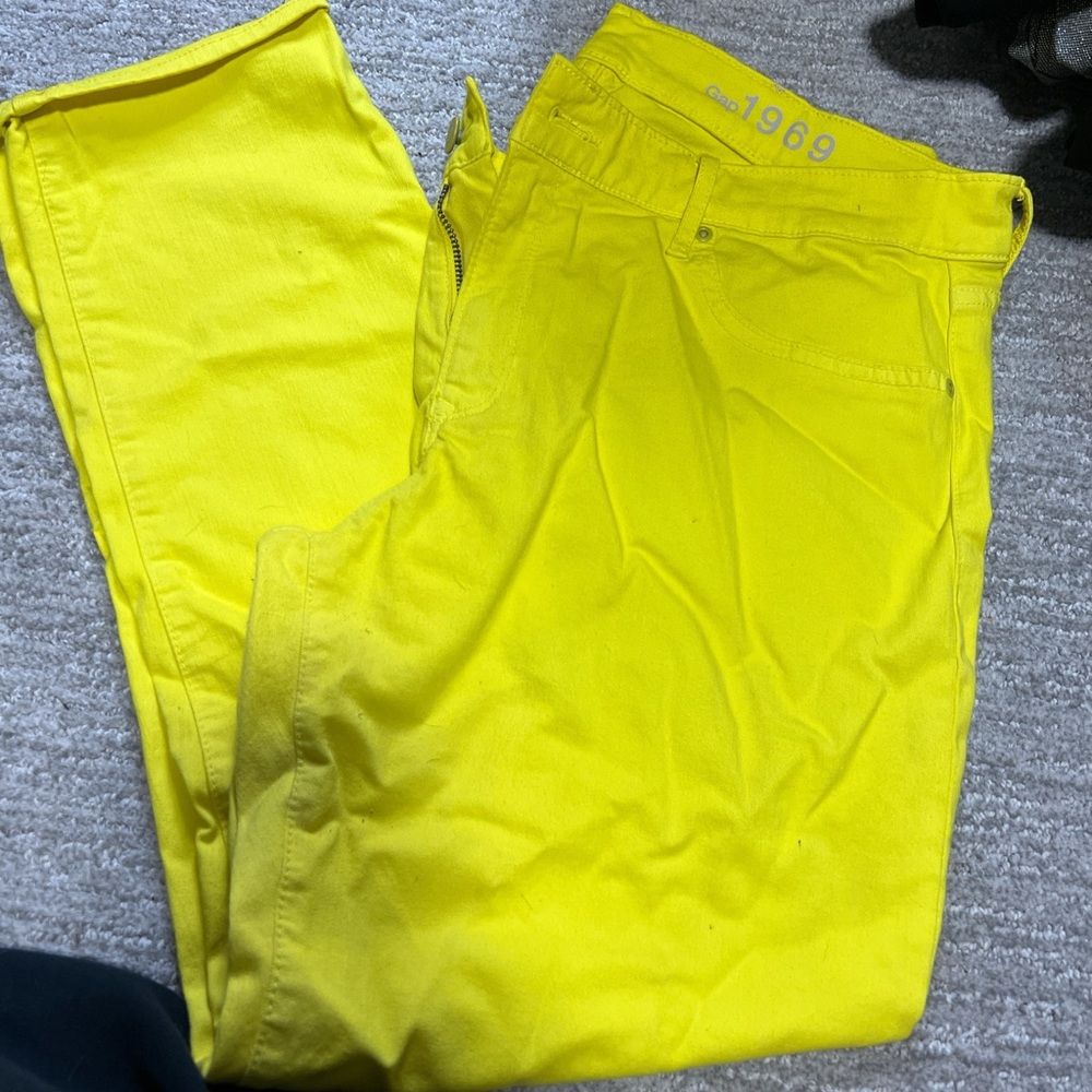 GAP Women's Skinny Pants - Bright Yellow